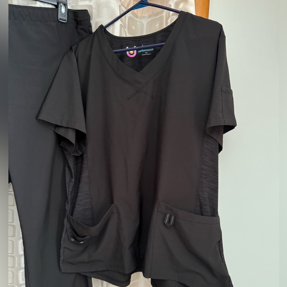 Urbane performance Black scrub top